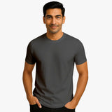 Man wearing a Suvin Gold Cotton gray t-shirt 